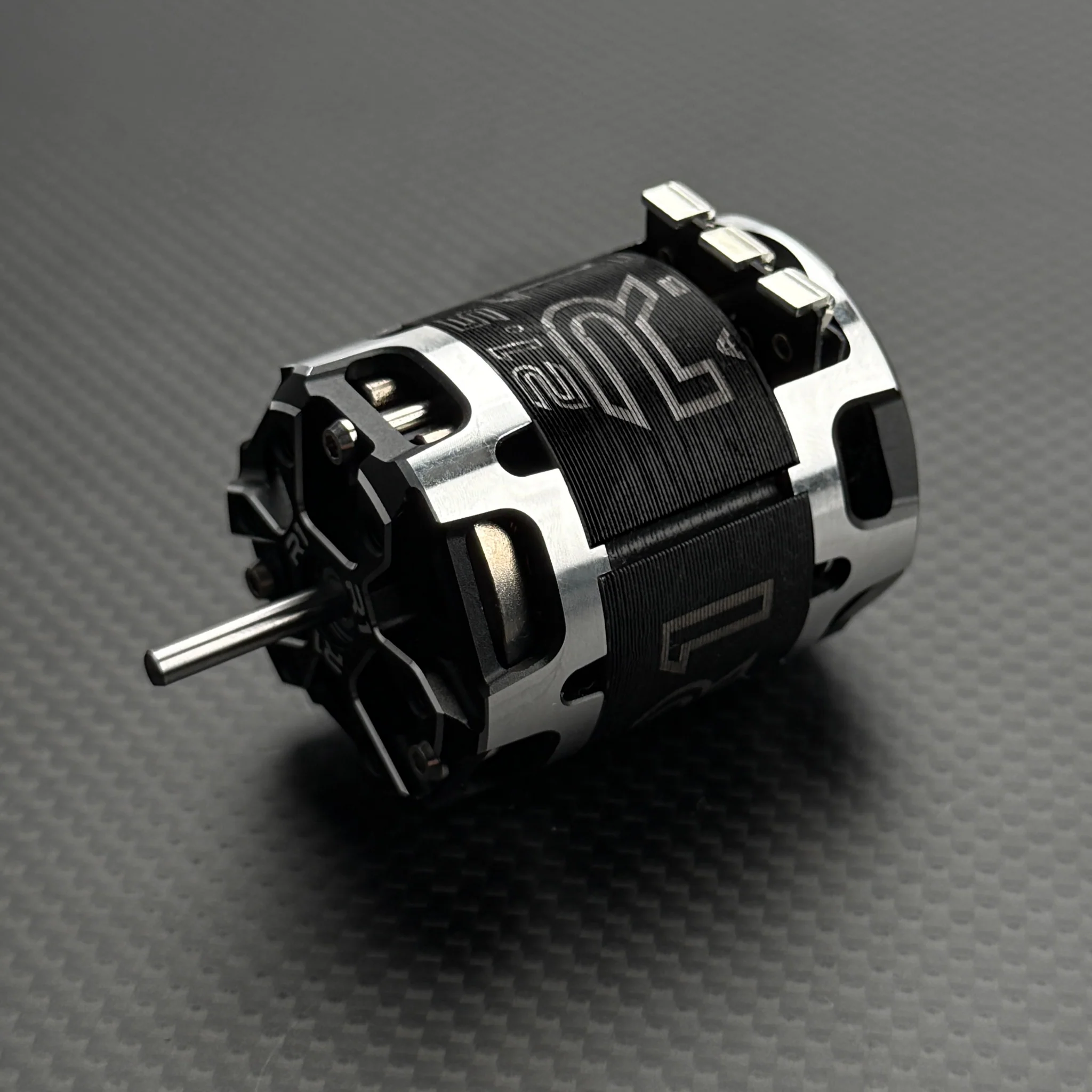 R1WURKS V30 21.5T Competition Brushless Motor (EFRA/BRCA legal